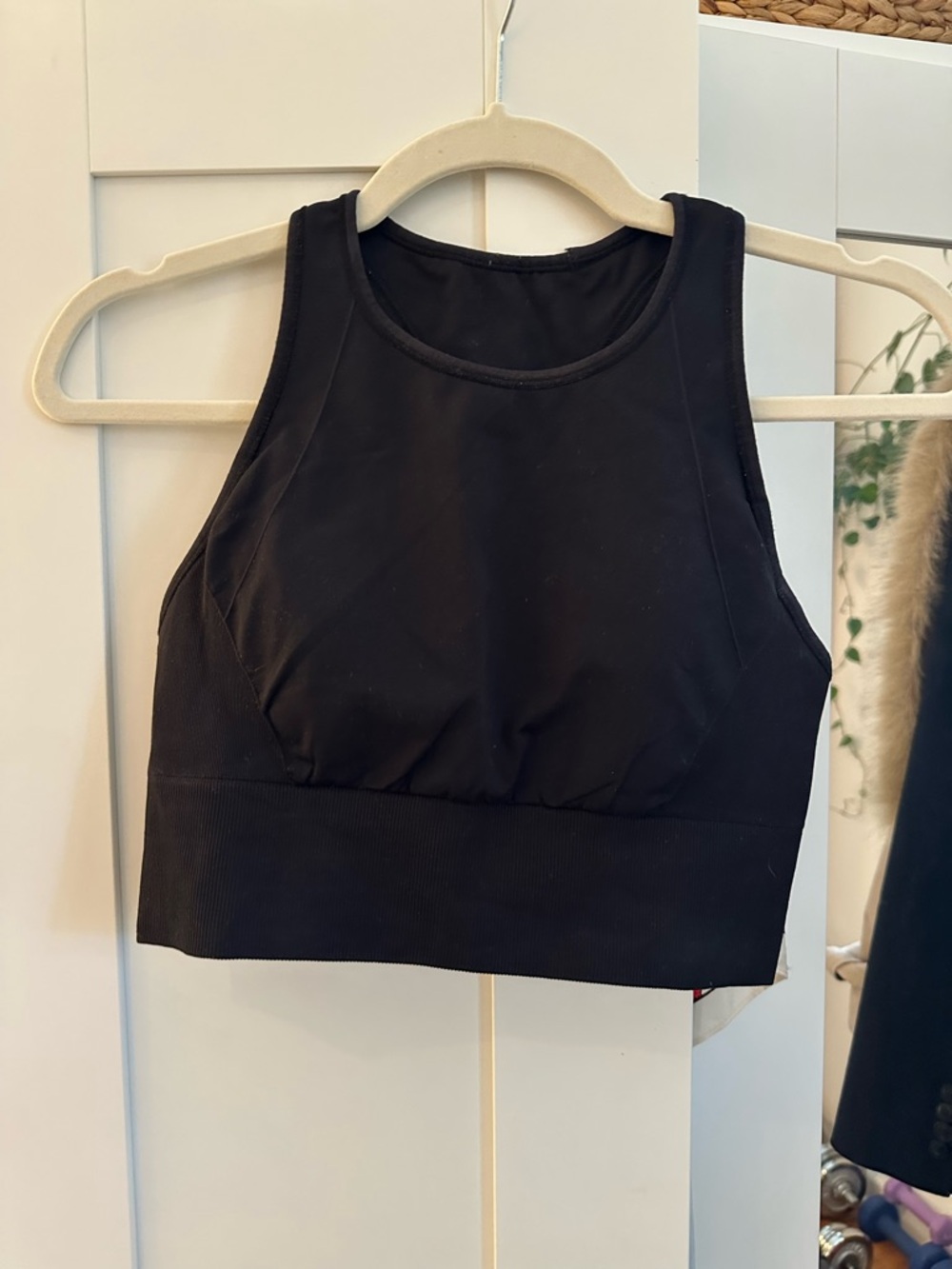 Lululemon Black High Neck Sports SportBra - thick/sturdy material-Tight fitting
